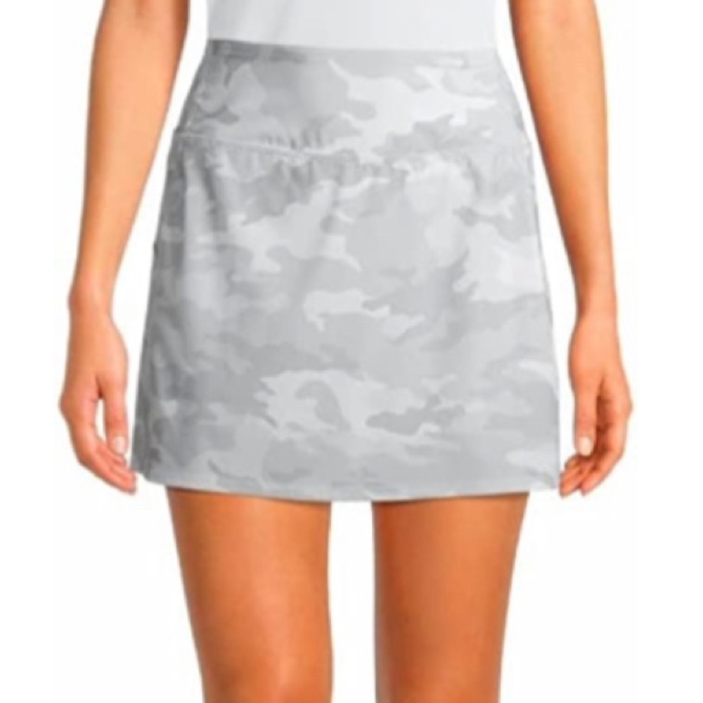 Avia skorts